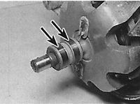 Расположение контактных колец ротора на генераторе DELCO-REMY